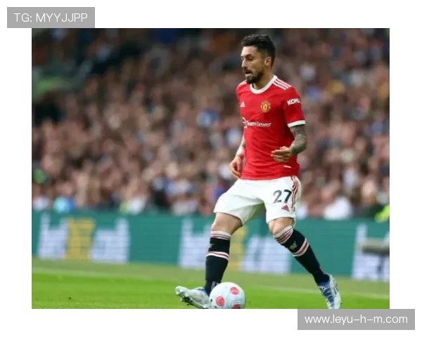 卡瓦哈尔与特莱斯在边后卫推进节奏中出现分散趋势