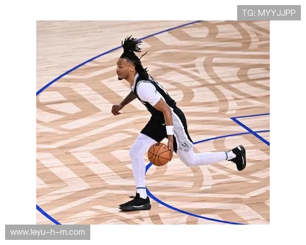 斯蒂芬·卡斯尔无球跑动提升三分效率明显超过队内平均水平