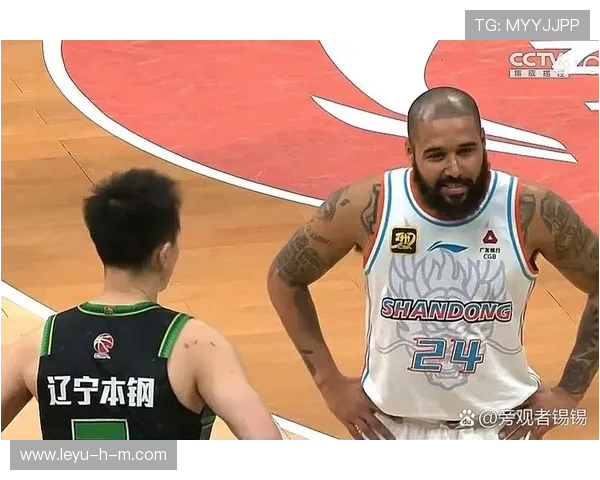 半场哨响起时裁判如何正确判罚比赛暂停规则