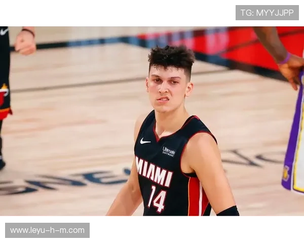 希罗挡拆突破助热火拉开比分，效率明显优于季后赛首轮表现