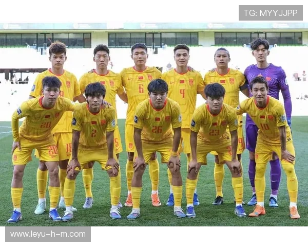 国足备战世预赛关键战役,防守体系强化成为训练重点 国足备战世预赛关键战役,防守体系强化成为训练重点
